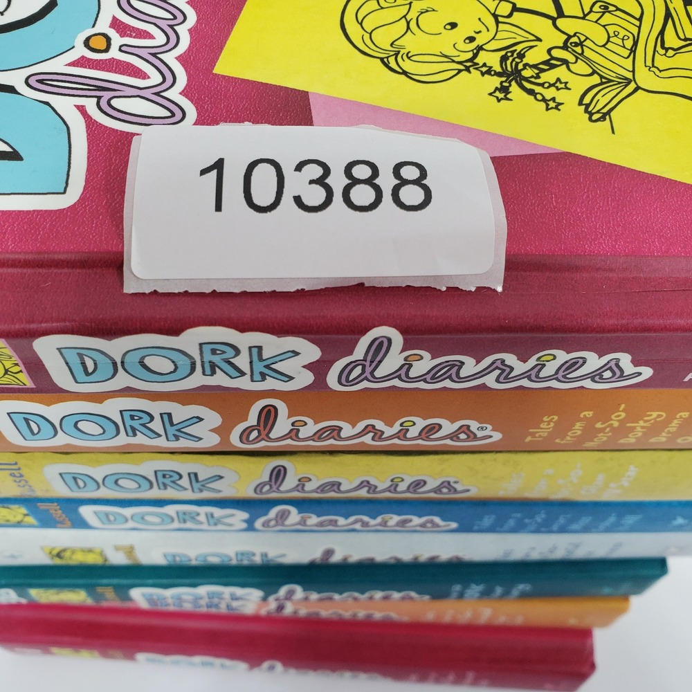 Dork Diaries Hardcover Book Lot of 8 Rachel Renee Russell Children's Literature - Picture 14 of 14